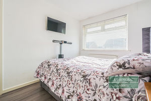 Photo 24- click for photo gallery